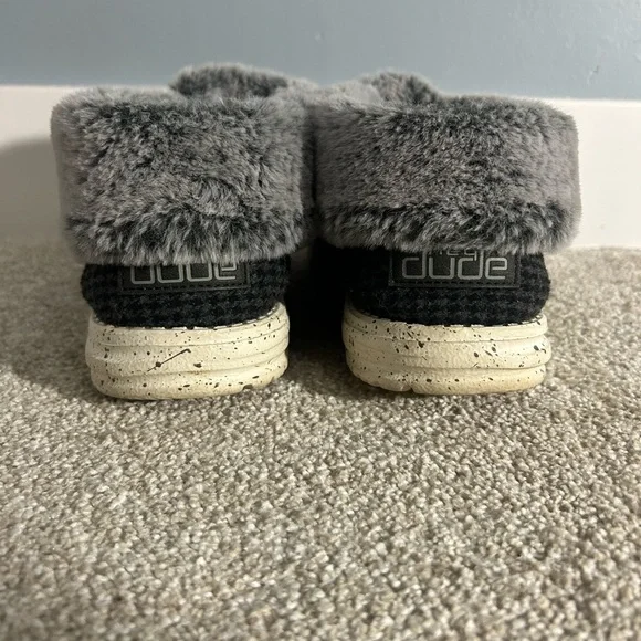 đź’™HEYDUDE Wendy Britt Wool Folded Shoe size: 9 - Picture 3 of 12